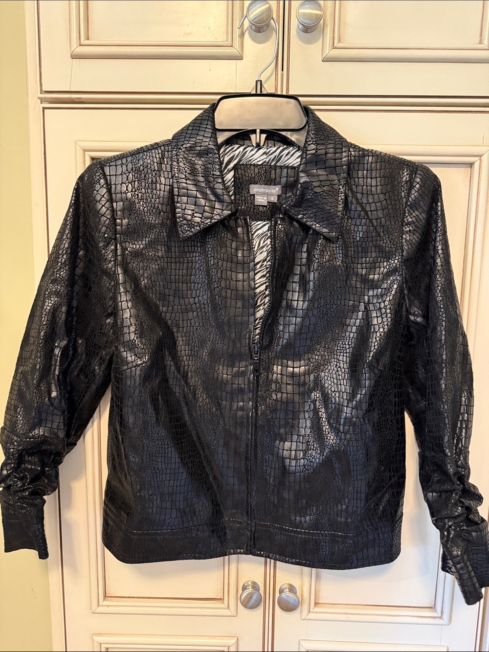 Anthracite Elegant Black Snakeskin Textured Faux Leather Jacket